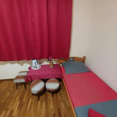 3 Vendégház Rab Town