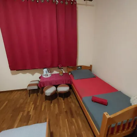 招待所 3 *
